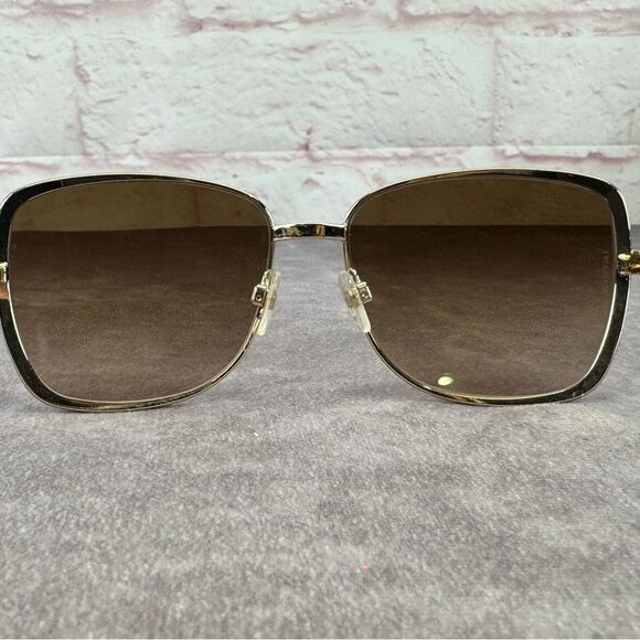 Chanel Camelia Flower Vintage Tortoiseshell Sunglasses - Picture 10 of 15